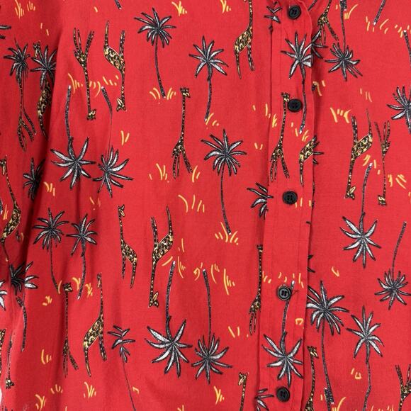 TopShop Women’s Cropped Button Up Top Sz 4 Red Printed Giraffe Tree Eclectic Art - Picture 3 of 8